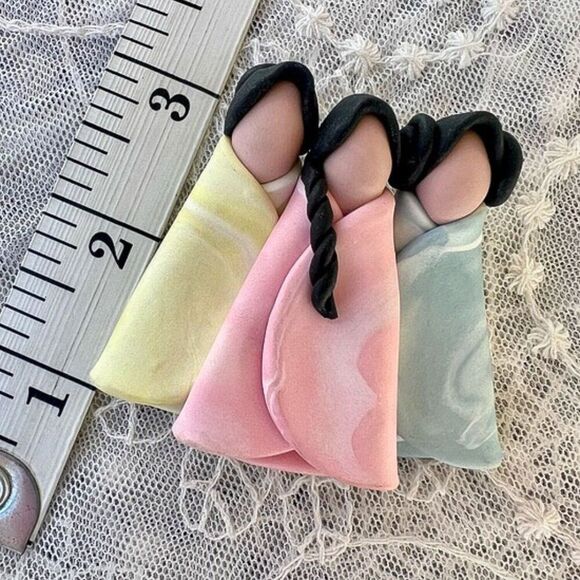 Three Native Maidens Art to Wear Pin - Picture 8 of 10